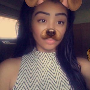 Meet your Posher, Mireya